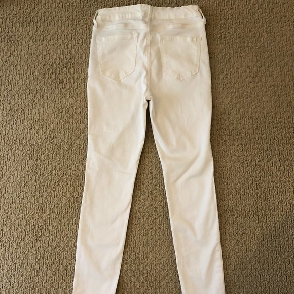 Old Navy White Skinny Jeans - Picture 3 of 7